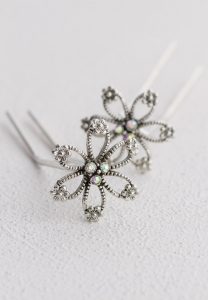 Beautiful solutions for messy mom hair
